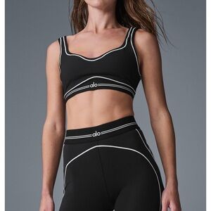 ALO Yoga Heart Throb Sports Bra